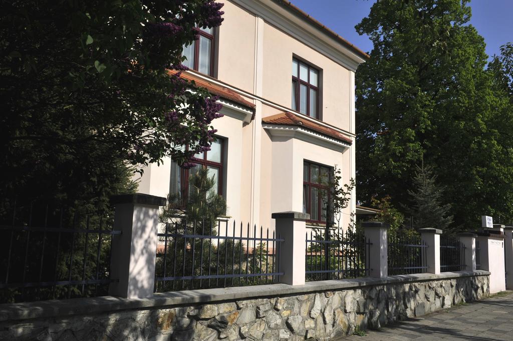 Penzion Moravia Оломоуц Экстерьер фото